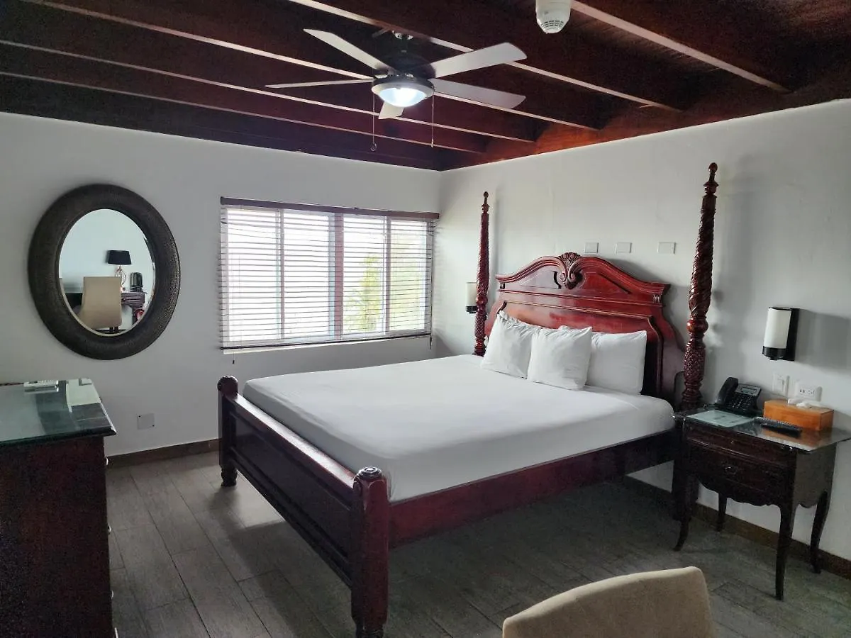 ***  Altamont West Hotel Montego Bay Jamaica