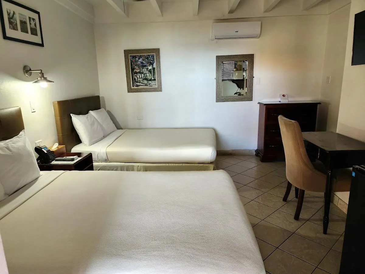 Altamont West Hotel Montego Bay