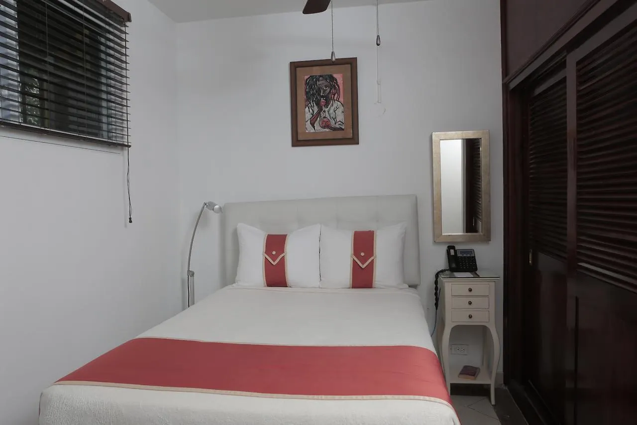 Altamont West Hotel Montego Bay 3*,